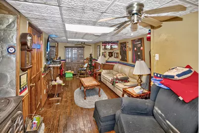 3463 N Bartlett Ave, Milwaukee, WI 53211 - Photo 23