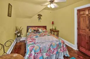 3463 N Bartlett Ave, Milwaukee, WI 53211 - Photo 19