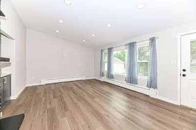 4138 N 84th St, Milwaukee, WI 53222 - Photo 7