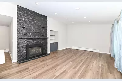 4138 N 84th St, Milwaukee, WI 53222 - Photo 9