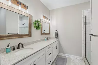 312  Coventry Cir, Johnson Creek, WI 53038 - Photo 23