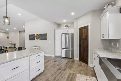 312  Coventry Cir, Johnson Creek, WI 53038 - Photo 17