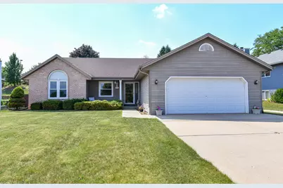 1732  Erin Ln, Waukesha, WI 53188 - Photo 1