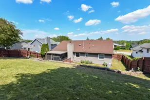 1732 Erin Ln, Waukesha, WI 53188 - Photo 35