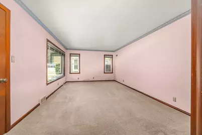 3940 N 80th St, Milwaukee, WI 53222 - Photo 7
