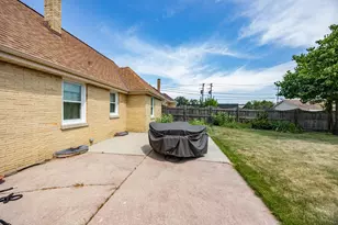 3940 N 80th St, Milwaukee, WI 53222 - Photo 17