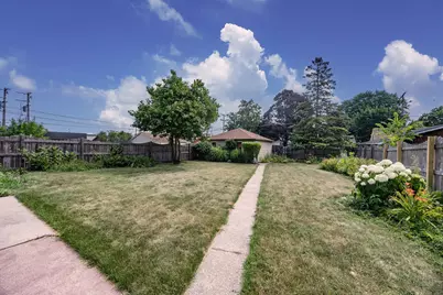 3940 N 80th St, Milwaukee, WI 53222 - Photo 21