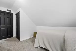 4726 W Eggert Pl., Milwaukee, WI 53218 - Photo 17