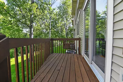 8  Peregrine Ct, Madison, WI 53593 - Photo 5