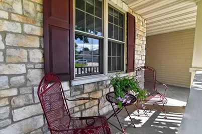 8  Peregrine Ct, Madison, WI 53593 - Photo 3