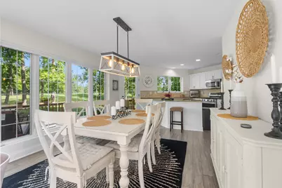 1508  Highland Dr #8-35, Geneva, WI 53147 - Photo 3