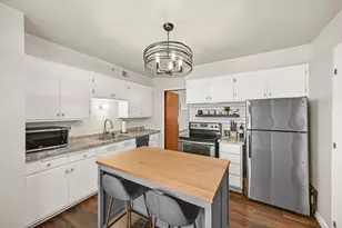 2303 N 81st St, Wauwatosa, WI 53213 - Photo 11