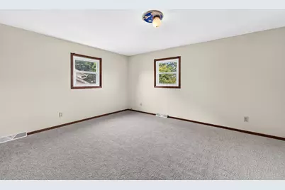 5236  Willowview Rd, Racine, WI 53402 - Photo 21