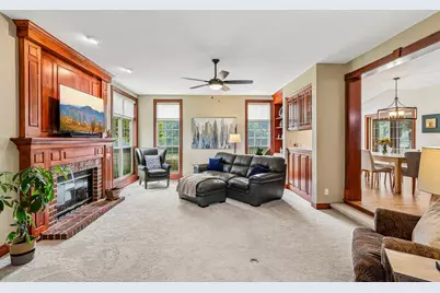 308  Copperfield Dr, Delafield, WI 53018 - Photo 11