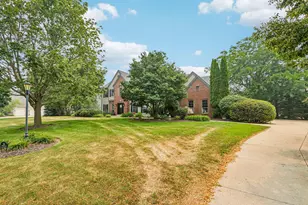 308 Copperfield Dr, Delafield, WI 53018 - Photo 49