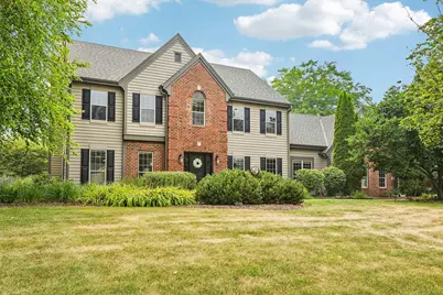 308  Copperfield Dr, Delafield, WI 53018 - Photo 51