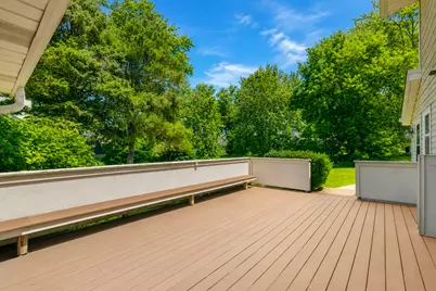 18720  Abbey Ln, Brookfield, WI 53045 - Photo 23