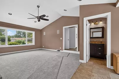 16000 W Santa Rosa Blvd, New Berlin, WI 53151 - Photo 7