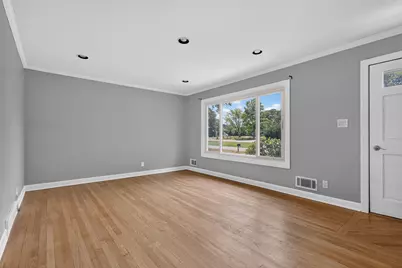 16000 W Santa Rosa Blvd, New Berlin, WI 53151 - Photo 17