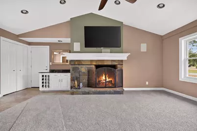 16000 W Santa Rosa Blvd, New Berlin, WI 53151 - Photo 5