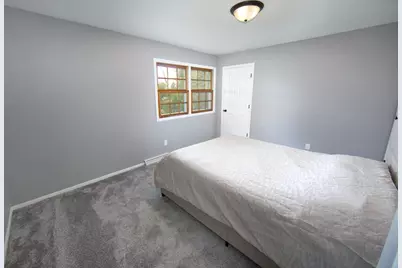 10234 N La Cresta Dr, Mequon, WI 53092 - Photo 19