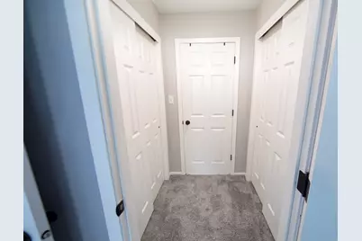 10234 N La Cresta Dr, Mequon, WI 53092 - Photo 13