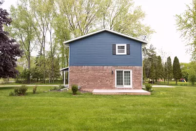 10234 N La Cresta Dr, Mequon, WI 53092 - Photo 21