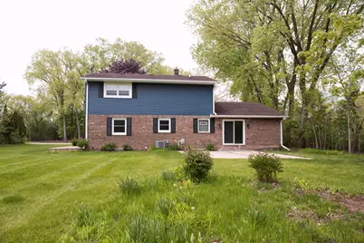 10234 N La Cresta Dr, Mequon, WI 53092 - Photo 23