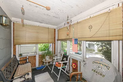 1901 E Hillcrest Ave, Milwaukee, WI 53207 - Photo 5