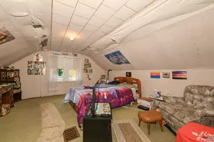 1901 E Hillcrest Ave, Milwaukee, WI 53207 - Photo 19