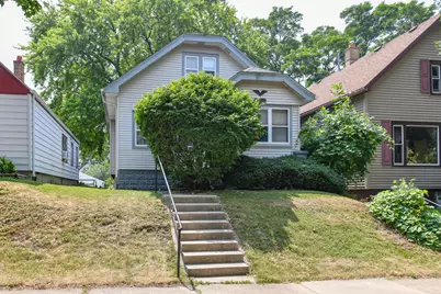 1901 E Hillcrest Ave, Milwaukee, WI 53207 - Photo 1