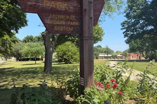 1331 E Saveland Ave, Milwaukee, WI 53207 - Photo 29