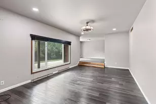 2003 S Valley Spring Dr, New Berlin, WI 53151 - Photo 21