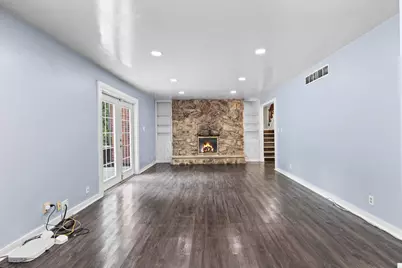 2003 S Valley Spring Dr, New Berlin, WI 53151 - Photo 17