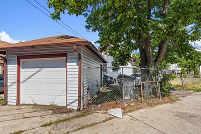 4439 N 27th St, Milwaukee, WI 53209 - Photo 23