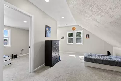 4439 N 27th St, Milwaukee, WI 53209 - Photo 13
