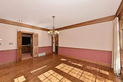 530  Park Cir, Elm Grove, WI 53122 - Photo 17