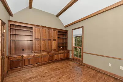 530  Park Cir, Elm Grove, WI 53122 - Photo 11