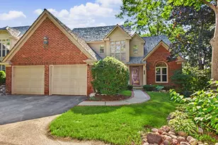 530 Park Cir, Elm Grove, WI 53122 - Photo 3