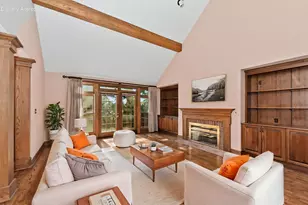 530 Park Cir, Elm Grove, WI 53122 - Photo 3