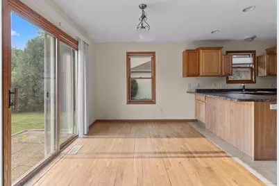 252  Cotton Grass Ln, Walworth, WI 53184 - Photo 17