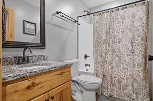 E7608 E Smith Rd, Viroqua, WI 54667 - Photo 17