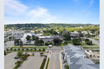 266  High St #12, Fontana, WI 53125 - Photo 99