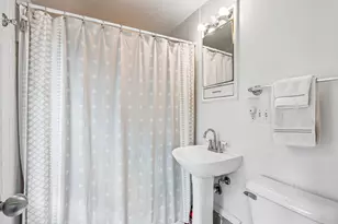 4773 N Diversey Blvd, Whitefish Bay, WI 53211 - Photo 19