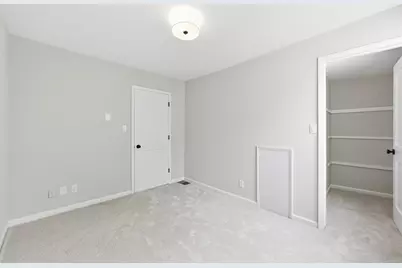 1711 N Astor St, Milwaukee, WI 53202 - Photo 23