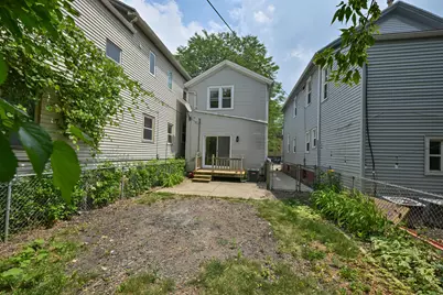 1711 N Astor St, Milwaukee, WI 53202 - Photo 25