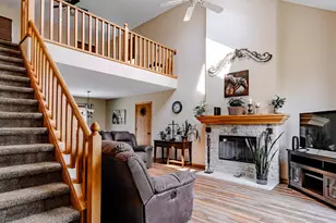 28720 Sunflower Ln, Racine, WI 53185 - Photo 5