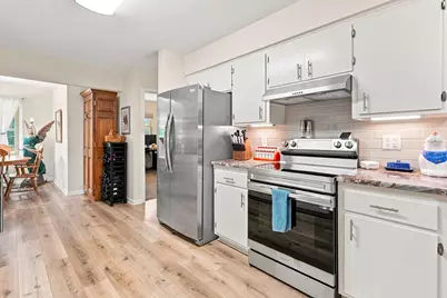 S58W29985  McFarlane Rd, Genesee, WI 53149 - Photo 11