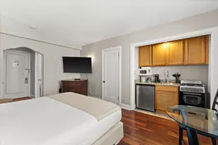 1028 E Juneau Ave, Milwaukee, WI 53202 - Photo 7