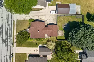 215 N 11th St, Oostburg, WI 53070 - Photo 25